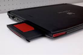 لپ تاپ ایسر پریدتور i7/16/1TB + SSD 256GB / 980 4GB BLUE RAY ACER Predator